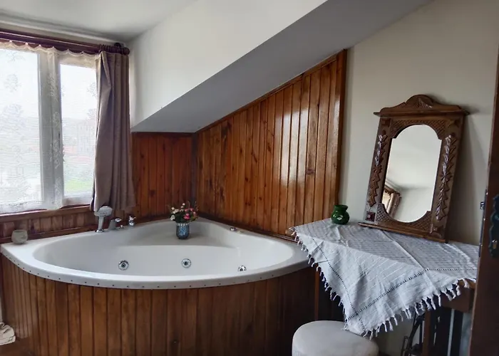 My Reset Farm Hotel *